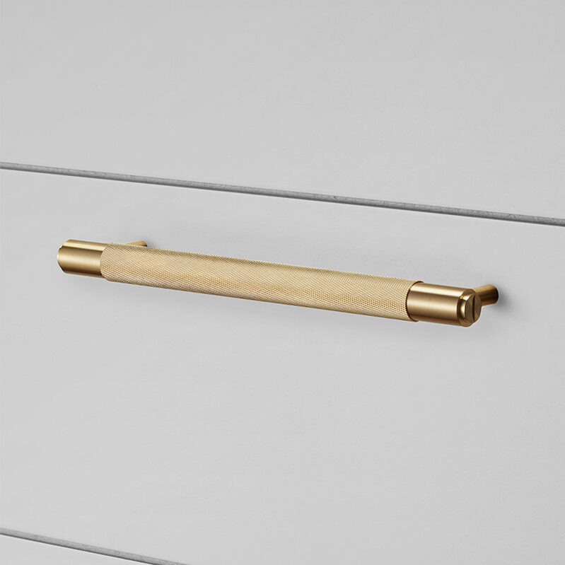 Buster Punch HARDWARE pull bar brass 960x960px